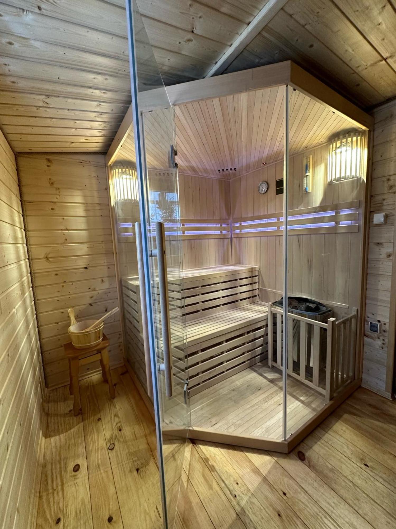 Urocza Chata Z Sauna W Bieszczadzkim Parku Krajobrazowym ブコビエツ エクステリア 写真